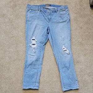 Torrid Light Blue Cropped Distressed Jeans